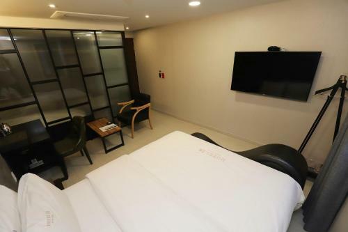 Siheung Unique Hotel 28