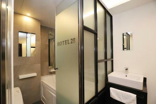Siheung Unique Hotel 28