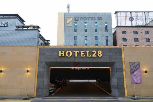 Siheung Unique Hotel 28