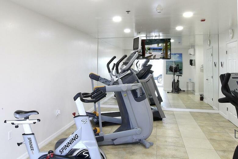Hotel Grand Caymanian Resort