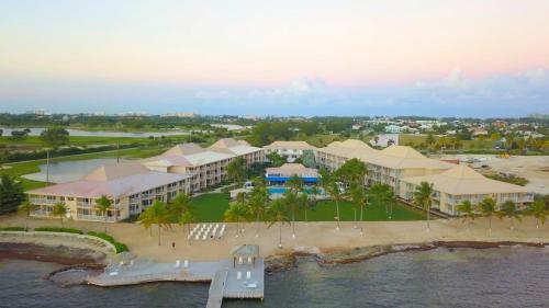 Hotel Grand Caymanian Resort