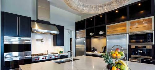 Villa Point Of View