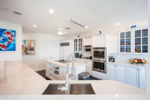 Great Bluff Estates By Grand Cayman Villas
