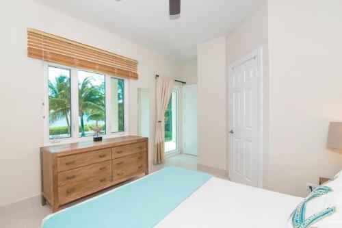 Villa Mora By Grand Cayman Villas