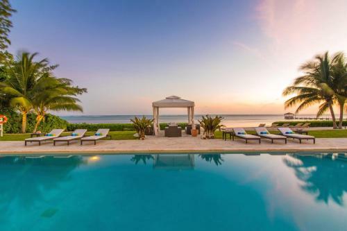 Villa Mora By Grand Cayman Villas