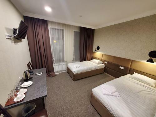Khan Hotel