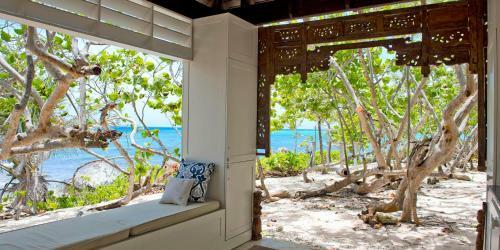Mango Cottage By Grand Cayman Villas