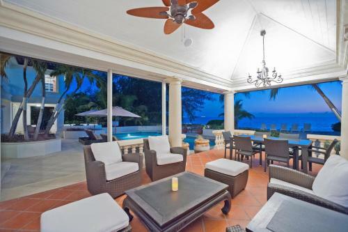 Coconut Walk By Grand Cayman Villas