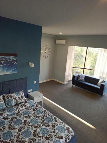 Denim Minas Tirit Hotel