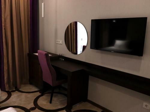 East Palace Hotel