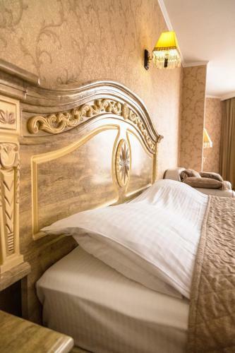 Hotel Golden Palace