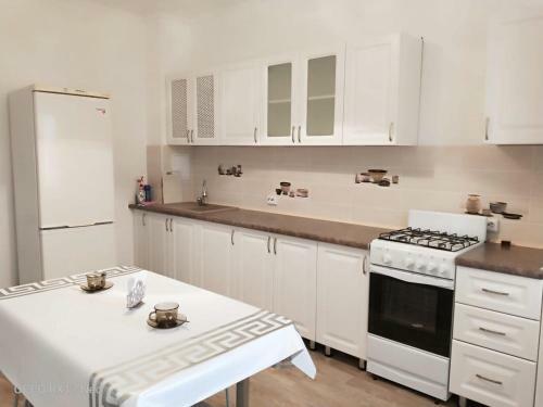 ?????????? ?? ????? 2, Apartments On Batys 2, ????? ?????-???, ?????? ????? Ace, ??????? ??????