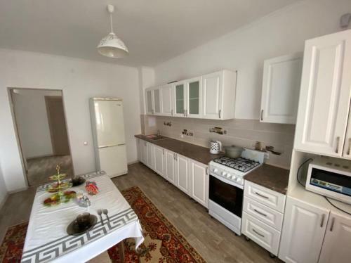 ?????????? ?? ????? 2, Apartments On Batys 2, ????? ?????-???, ?????? ????? Ace, ??????? ??????