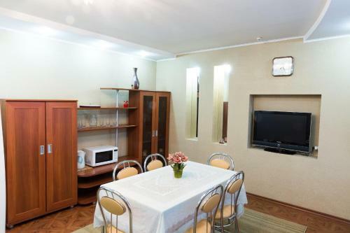 Tourist Hotel