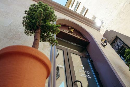 7 Boutique Hotel