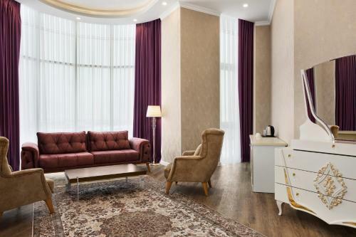 Hotel Ramada By Wyndham Shymkent