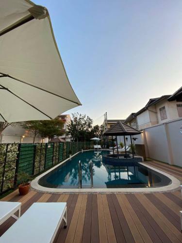 Urbanite Hotel