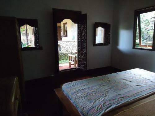 Hostal Pondok Kecil Bungalow