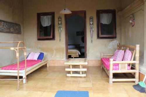 Hostal Pondok Kecil Bungalow
