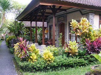 Hostal Jalan Jalan Villas & Spa