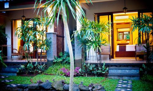 Hostal Desak Putu Putra Hidden