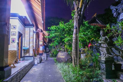 Hostal Soca House