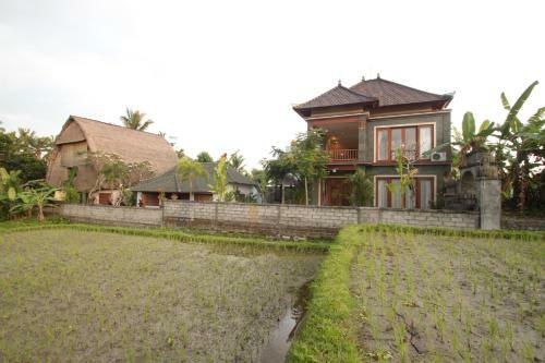 Villa Wates Sari