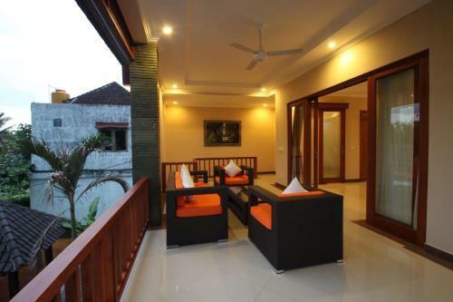Villa Wates Sari