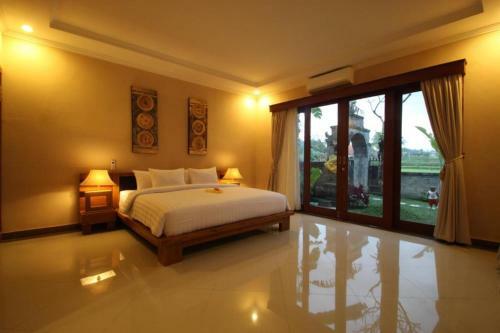 Villa Wates Sari