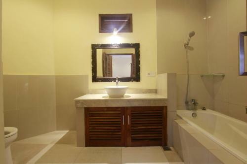 Villa Wates Sari