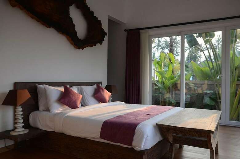 Hostal The Samara Villas & Restaurant