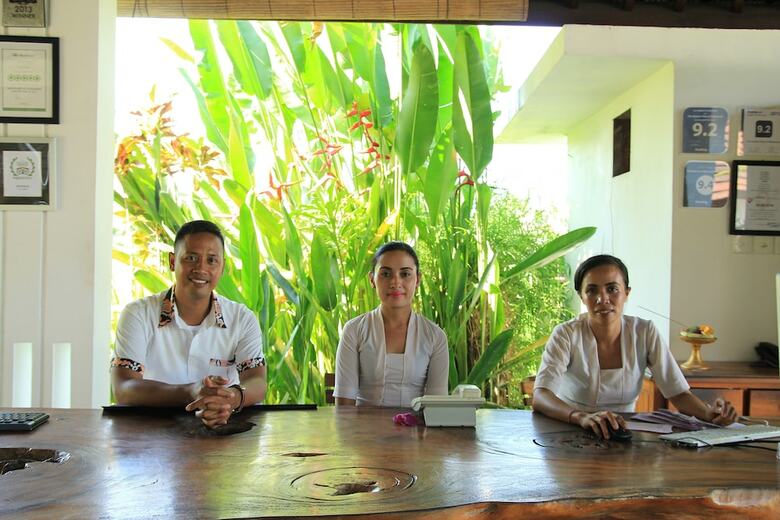 Hostal The Samara Villas & Restaurant