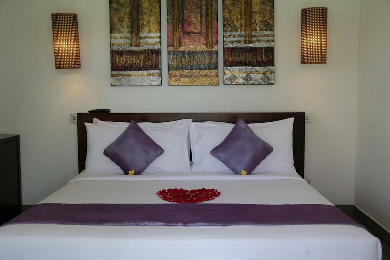 Hostal The Samara Villas & Restaurant