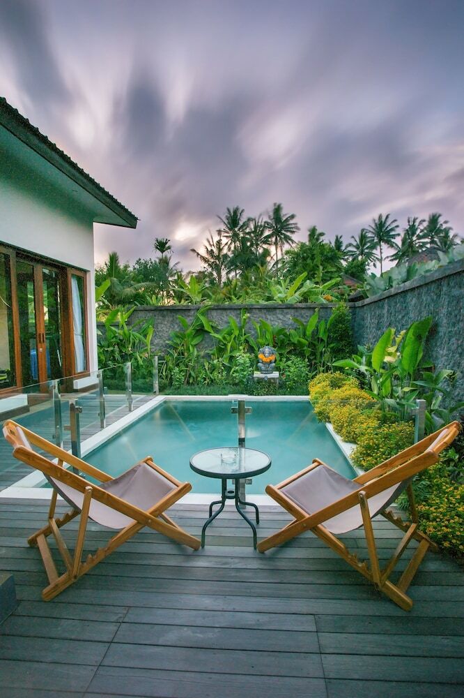 Hostal The Samara Villas & Restaurant