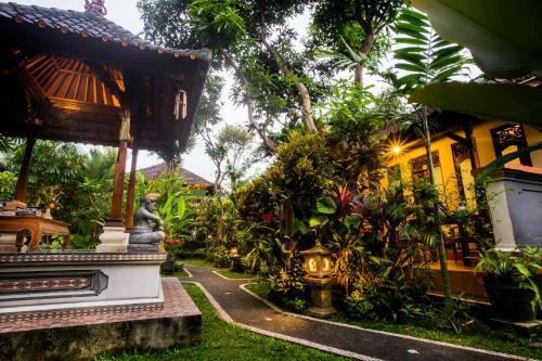 Hostal Gusti Kaler House