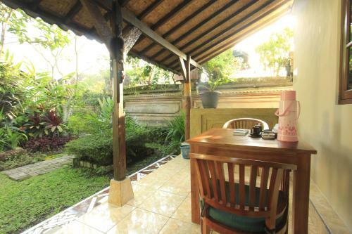 Hostal Gusti Kaler House