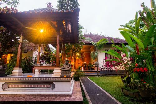 Hostal Gusti Kaler House