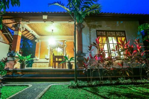 Hostal Gusti Kaler House