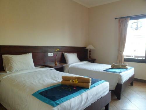 Hostal Nuriani Restaurant And Rooms