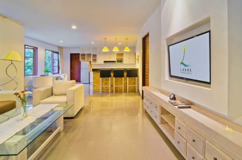 Labak River Hotel