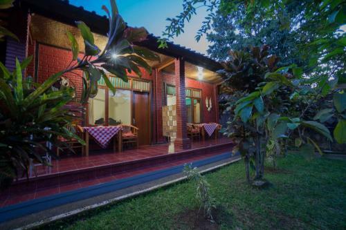 Hostal Manuaba Inn