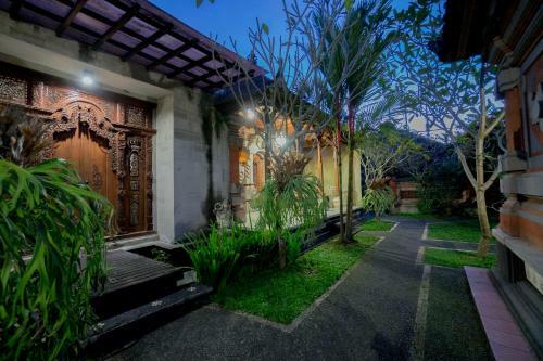 Hostal Manuaba Inn