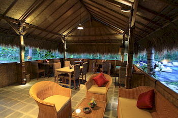 Hostal Ubad Retreat