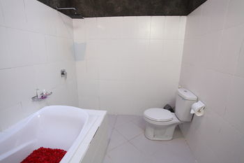 Hostal Ubad Retreat