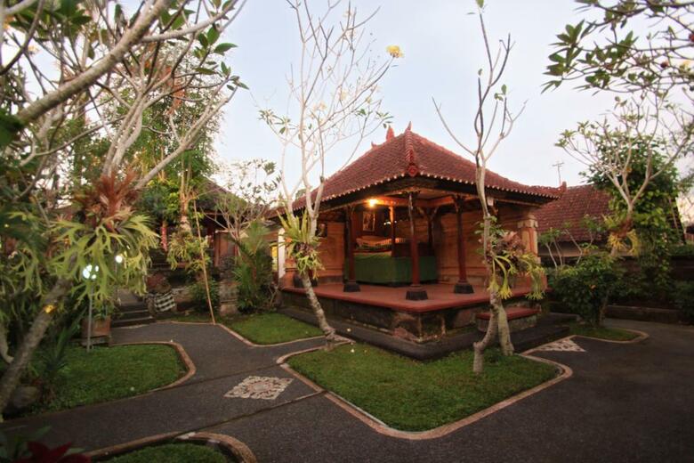 Hostal Omah D'taman