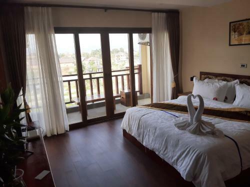 Lisha Grand Hotel
