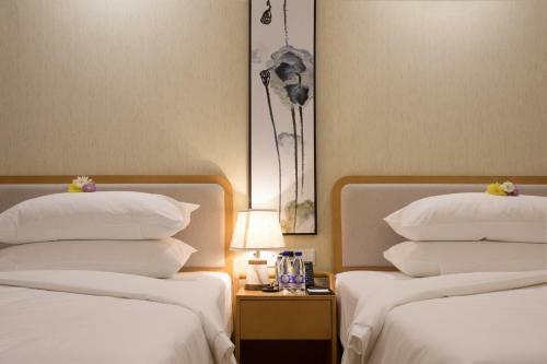 The Qube Hotel & Suite Vientiane