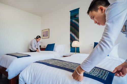 Hotel The Riviera Champasak