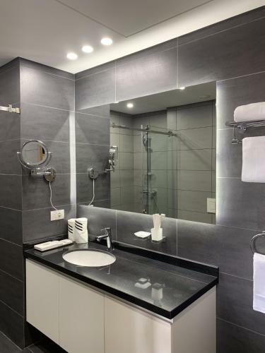 Apartamento Zur Studios And Suites