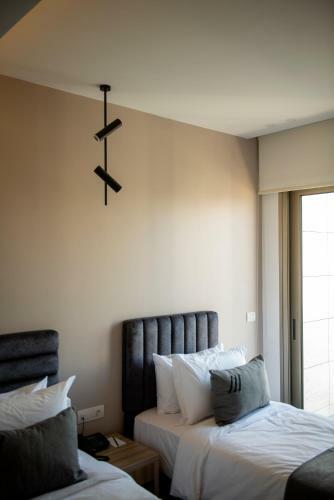 Apartamento Zur Studios And Suites